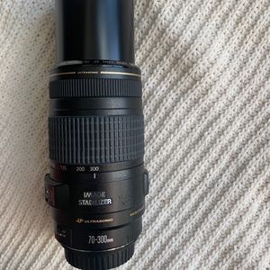 Canon ED 70-300mm Zoom Lens
